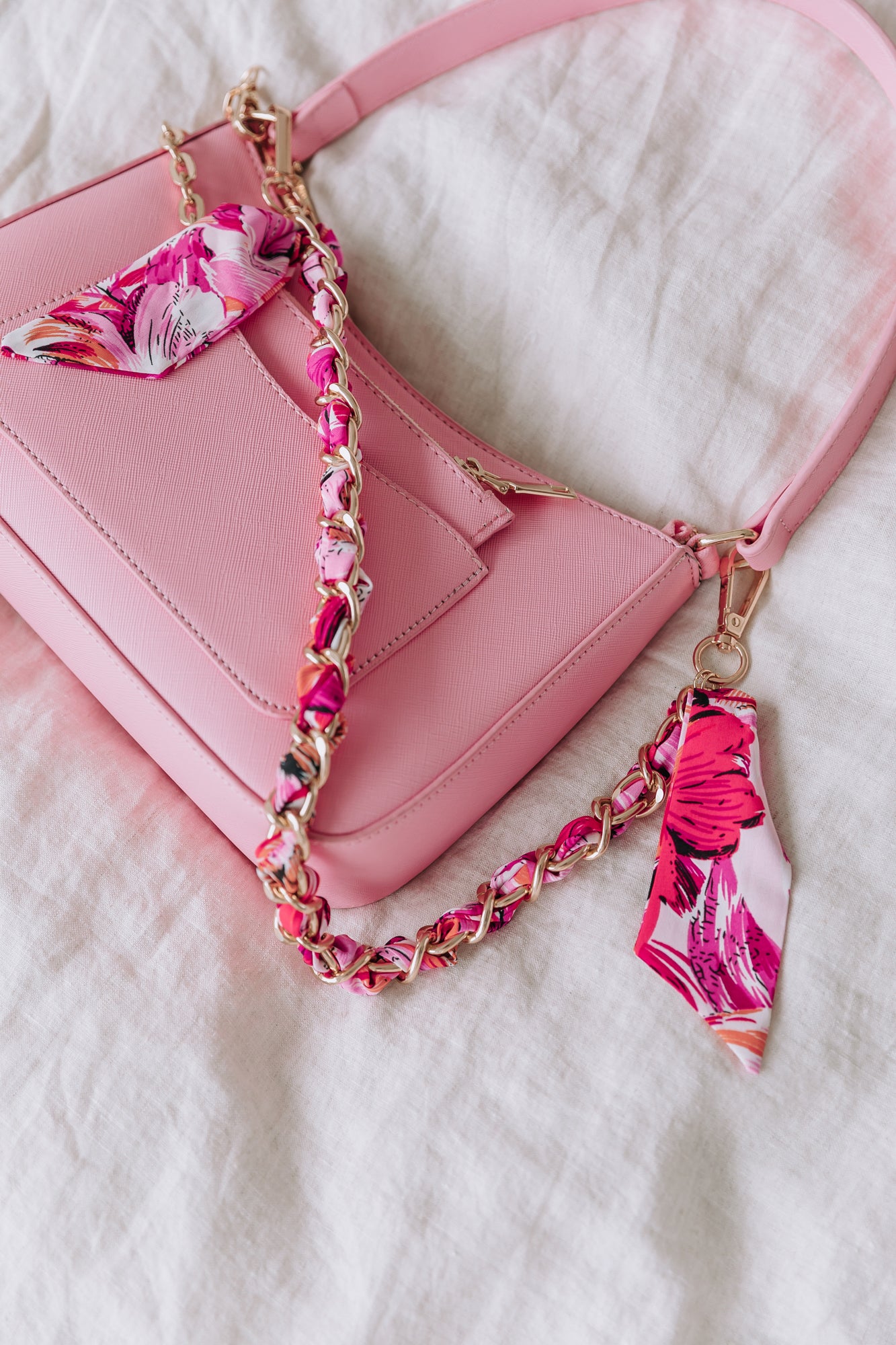 Bag chain Pink